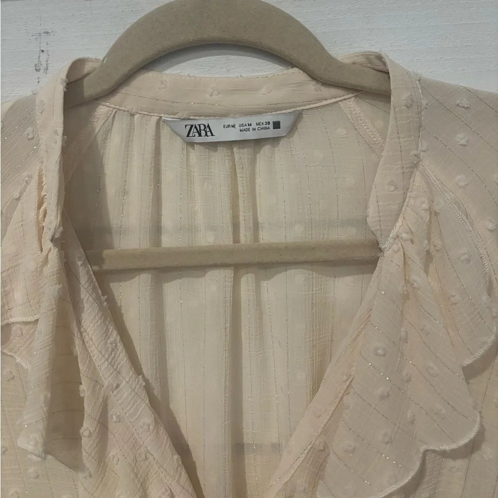 Zara Tan Ruffled 3/4 Sleeve Blouse ins size medium - Picture 9 of 13